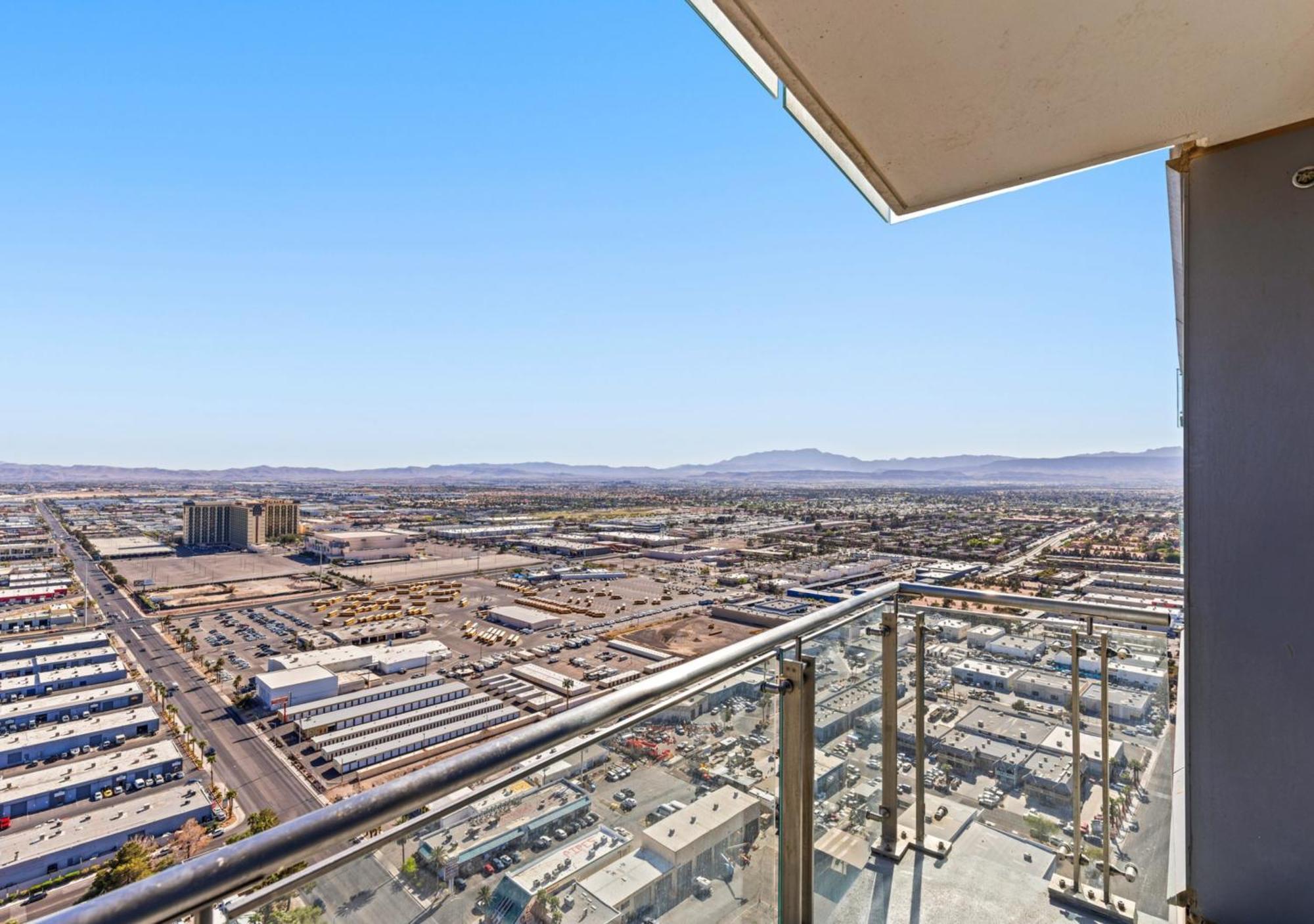 Palms Place By Zelloo * Las Vegas